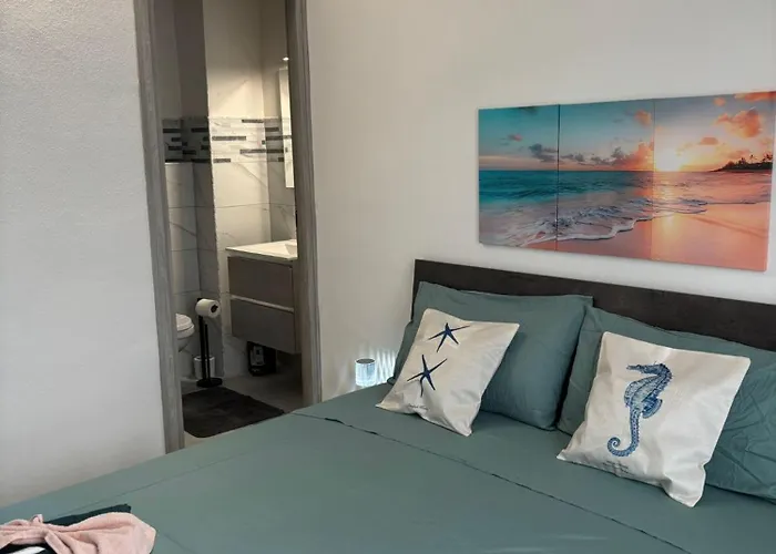 فندق مبيت وإفطار 5 